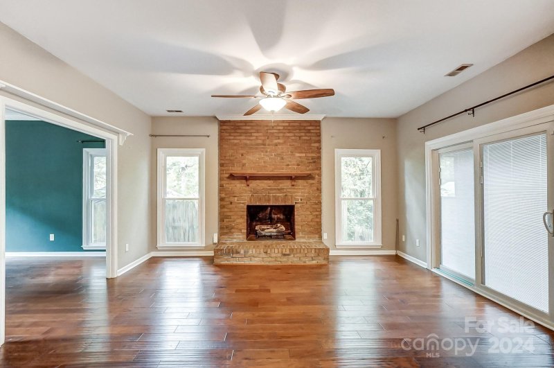 Property image 4 at 2132 Colony Hill Drive, Charlotte, NC 28214