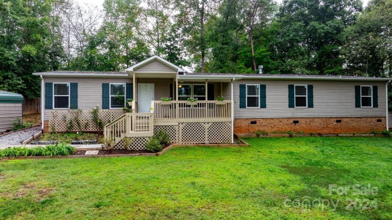 Property image 2 at 3035 Dalton Drive, Morganton, NC 28655