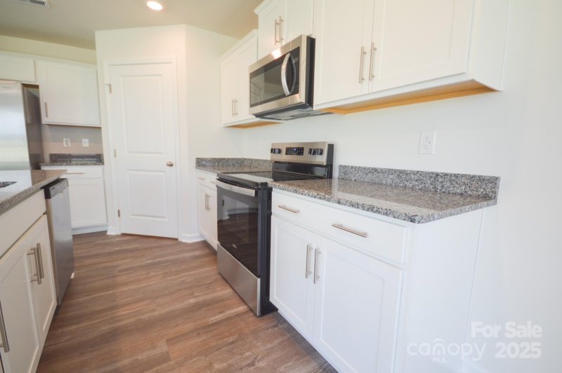 Property image 4 at 56 Providence Walk Drive, Hendersonville, NC 28792