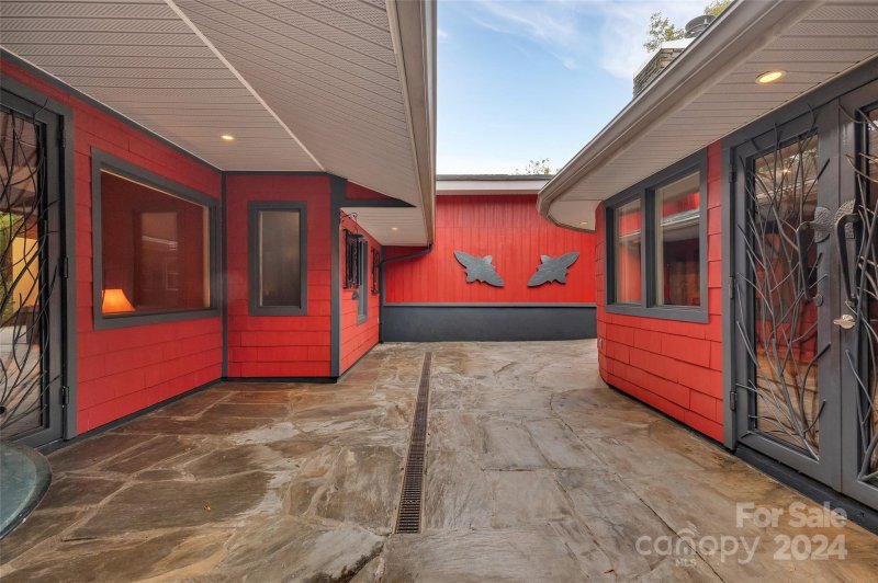 Property image 3 at 5208 Milford Road, Charlotte, NC 28210