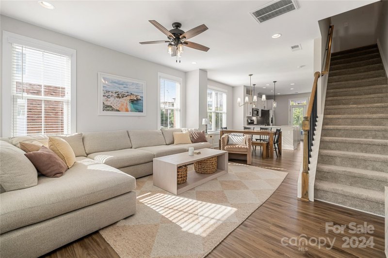 Property image 2 at 775 Seigle Point Drive, Charlotte, NC 28204