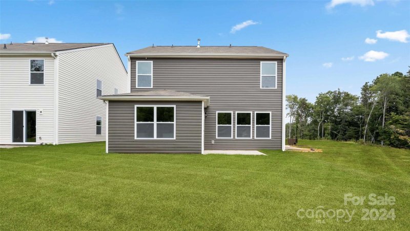 Property image 4 at 17 Lillian Lane, Hendersonville, NC 28792