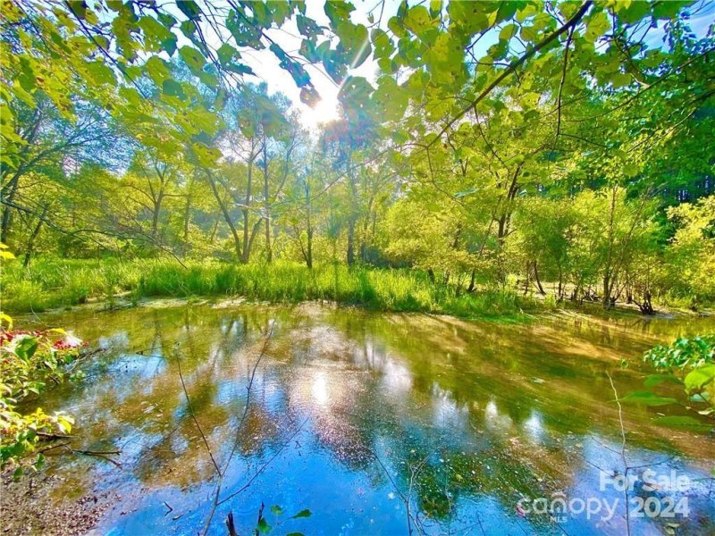 Property image 2 at 5417 Gunpowder Drive, Hickory, NC 28601