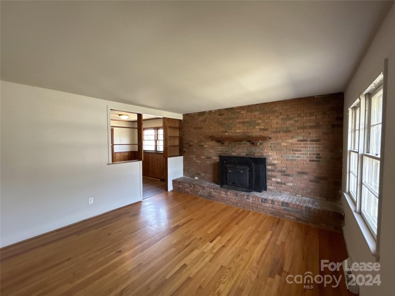 Property image 3 at 4645 Brooktree Drive, Charlotte, NC 28208