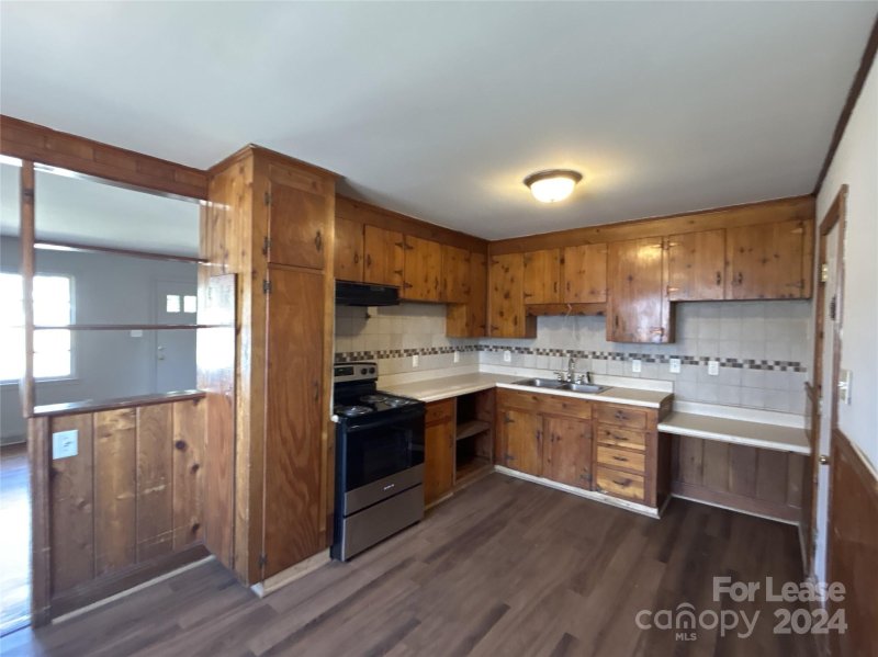 Property image 5 at 4645 Brooktree Drive, Charlotte, NC 28208