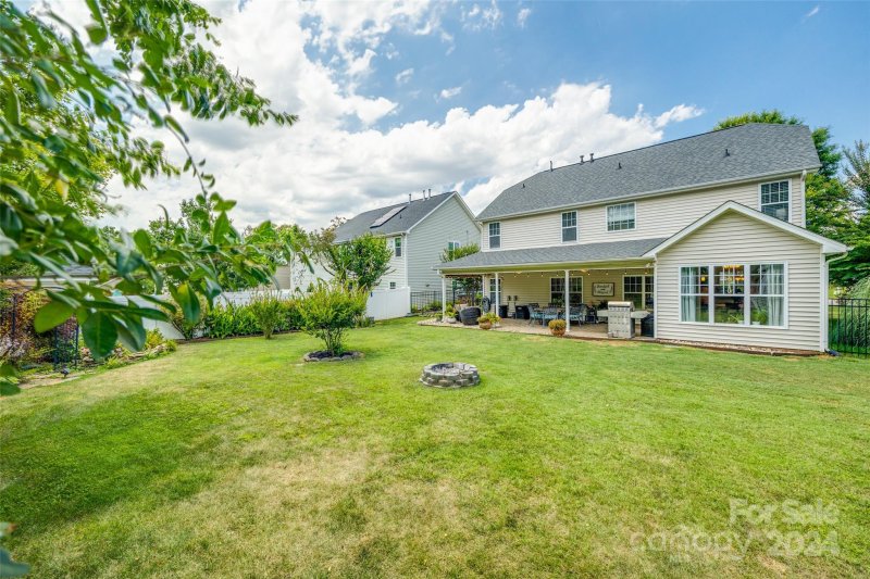 Property image 3 at 6010 Magna Lane, Indian Trail, NC 28079