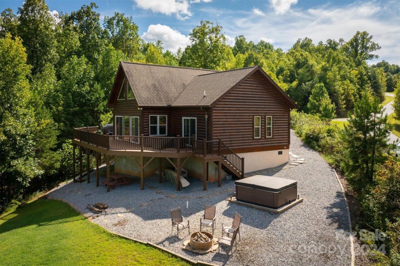 Property image 2 at 170 Stoney Creek Drive, Nebo, NC 28761