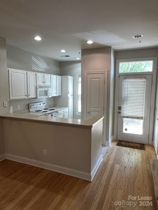 Property image 3 at 1041 Park West Drive, Charlotte, NC 28209