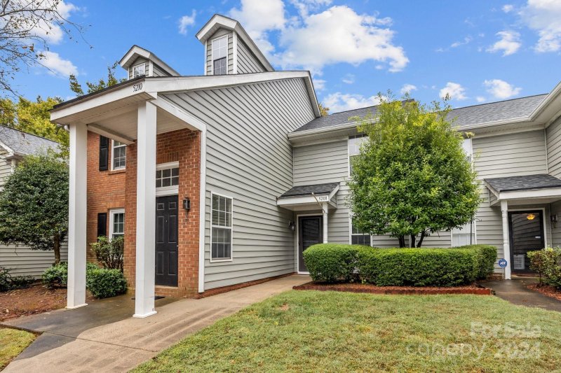 Property image 2 at 5208 Amity Springs Drive, Charlotte, NC 28212
