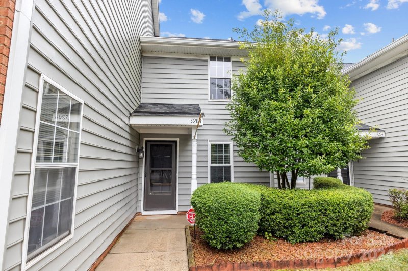 Property image 3 at 5208 Amity Springs Drive, Charlotte, NC 28212