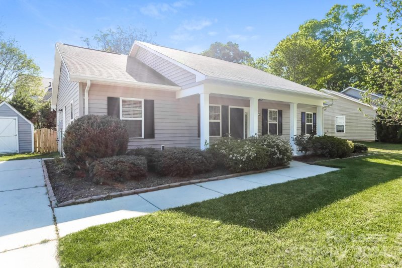 Property image 3 at 19830 Ferry Street, Cornelius, NC 28031