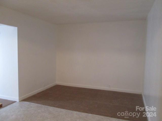 Property image 4 at 7021 Stonington Lane, Charlotte, NC 28227