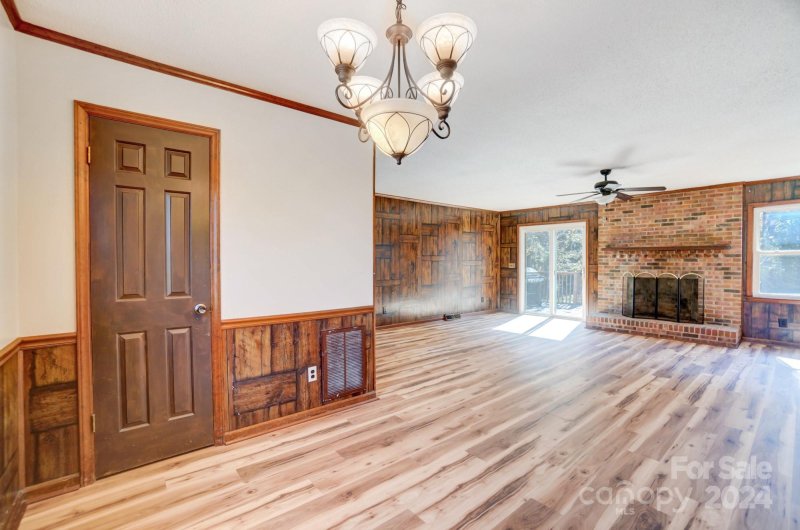 Property image 3 at 513 Oregon Way, Gastonia, NC 28056