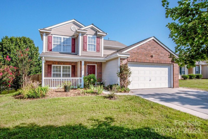 9525 Birchcroft Lane