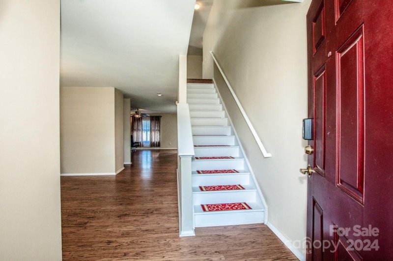 Property image 4 at 9525 Birchcroft Lane, Charlotte, NC 28269