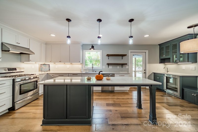 Property image 3 at 6632 Carmel Hills Drive, Charlotte, NC 28226