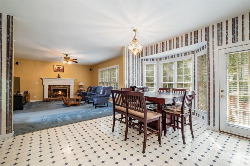 Property image 5 at 11430 Sir Francis Drake Drive, Charlotte, NC 28277