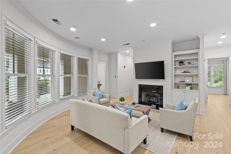 Property image 2 at 5425 Closeburn Road, Charlotte, NC 28210