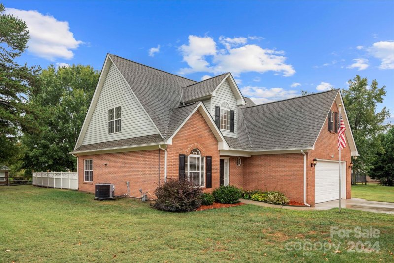 Property image 4 at 120 Water Ash Court, Mooresville, NC 28115