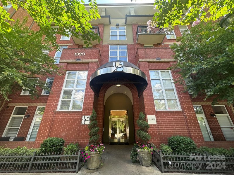 Property image 2 at 1320 Fillmore Avenue, Charlotte, NC 28203