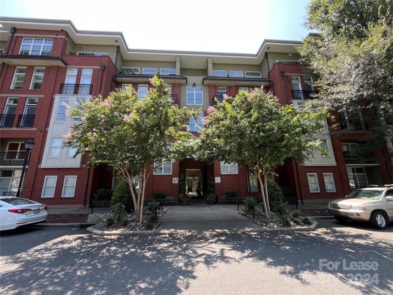 Property image 3 at 1320 Fillmore Avenue, Charlotte, NC 28203