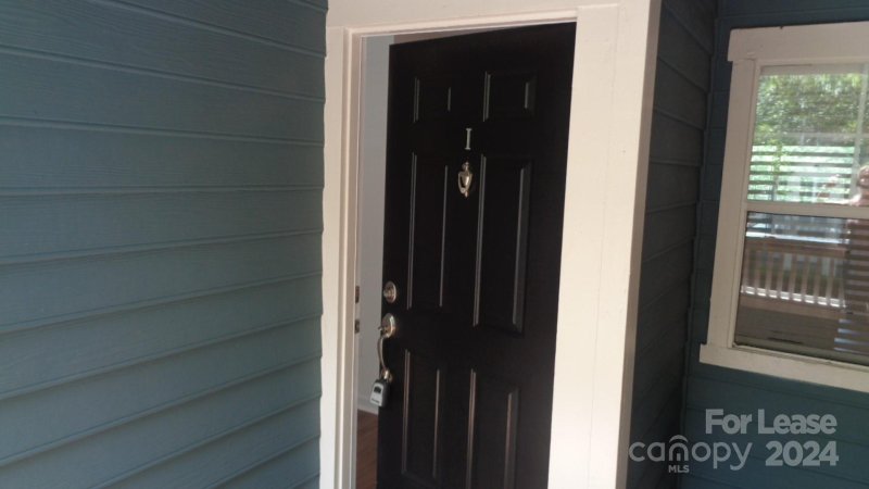 Property image 2 at 2210 Sumner Green Avenue, Charlotte, NC 28203