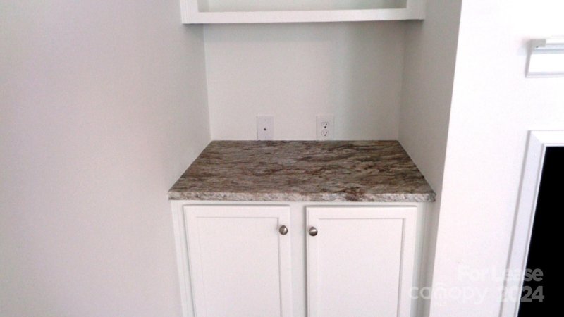 Property image 4 at 2210 Sumner Green Avenue, Charlotte, NC 28203