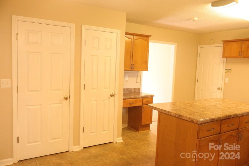 Property image 4 at 316 Reed Creek Road, Mooresville, NC 28117