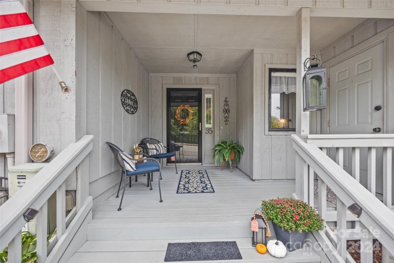 Property image 2 at 100 Willow Run Drive, Gastonia, NC 28056