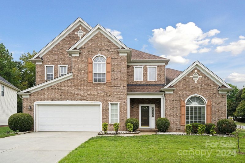 6000 Hickory Hollow Court