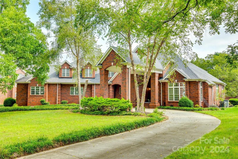 2900 Eppington South Drive