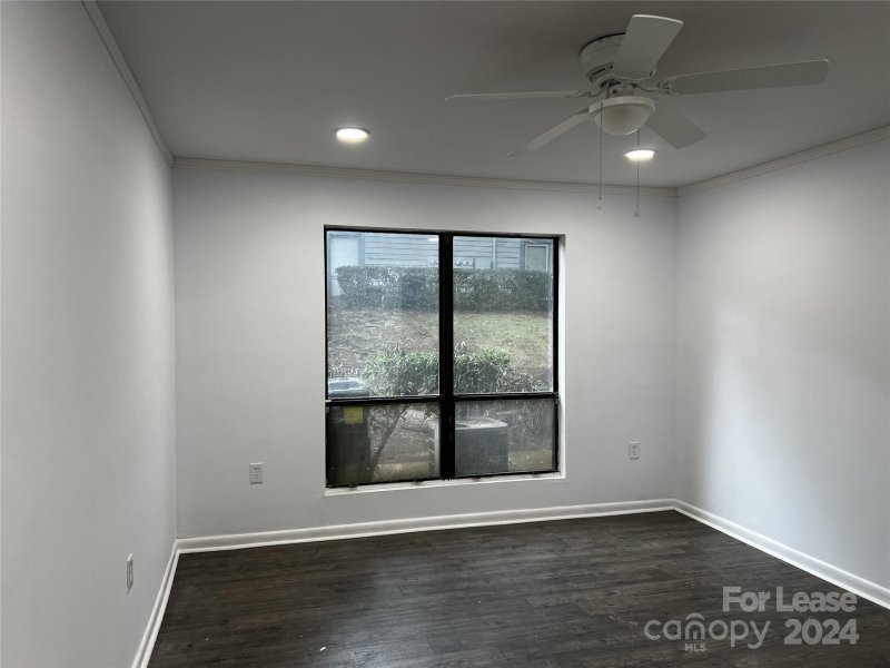 Property image 4 at 5024 Sardis Road, Charlotte, NC 28270