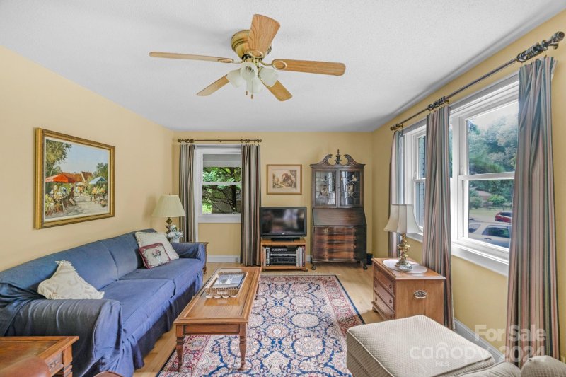 Property image 3 at 401 Anne Avenue, Waxhaw, NC 28173