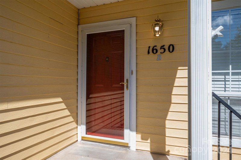 Property image 3 at 1650 Robins Nest Court, Gastonia, NC 28054