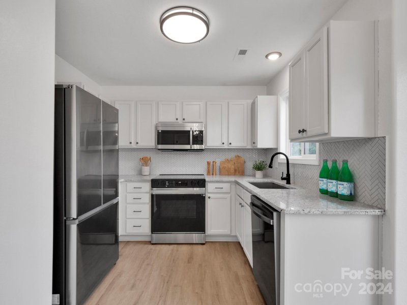 Property image 4 at 10105 Orchard Grass Court, Charlotte, NC 28278