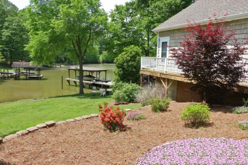 Property image 2 at 175 Lake Mist Drive, Belmont, NC 28012