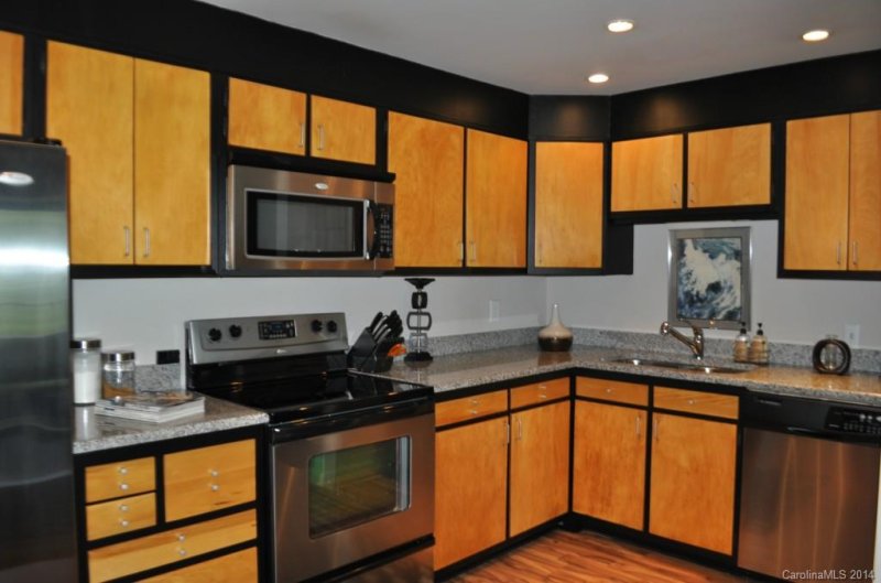 Property image 5 at 1300 Reece Road, Charlotte, NC 28209