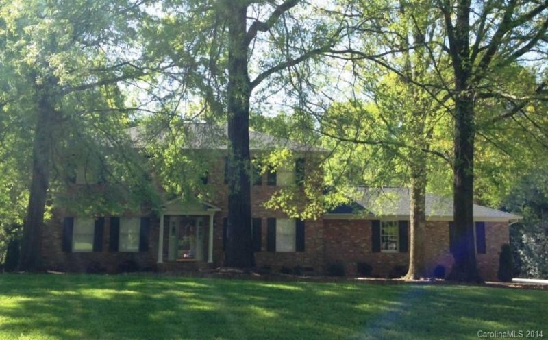 2520 King Arthur Drive