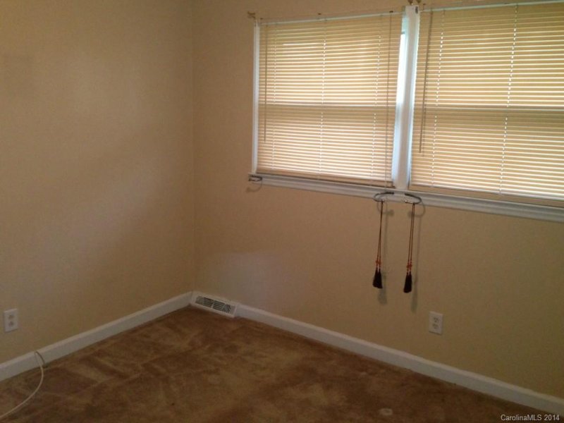 Property image 5 at 1510 Rosetree Court, Charlotte, NC 28213