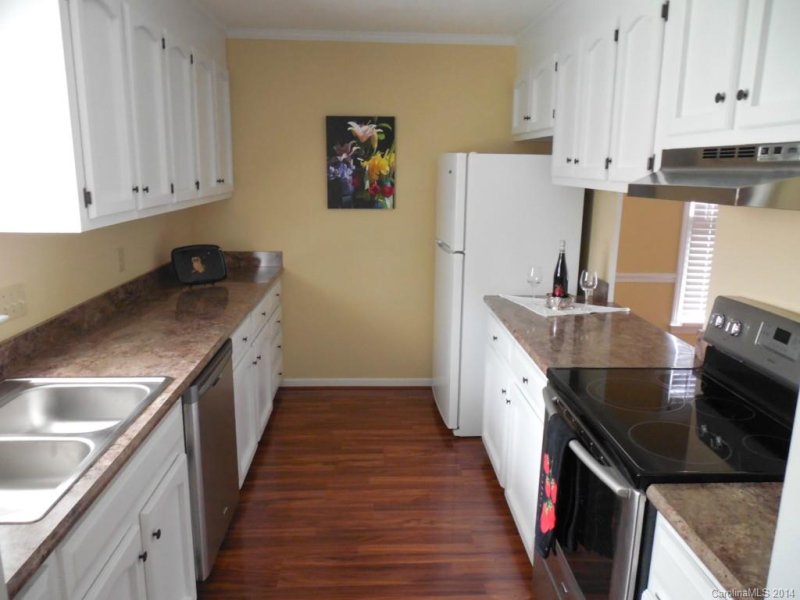 Property image 4 at 811 Jamestown Drive, Gastonia, NC 28056