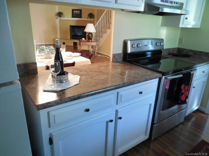 Property image 5 at 811 Jamestown Drive, Gastonia, NC 28056