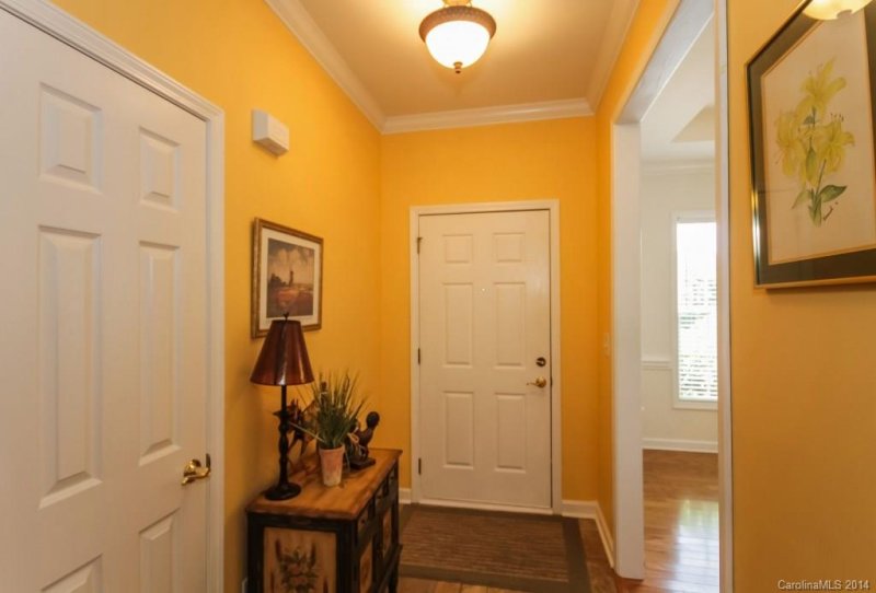 Property image 2 at 1039 Marguerite Drive, Lowell, NC 28098