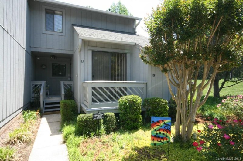 Property image 2 at 100 Willow Run Drive, Gastonia, NC 28056