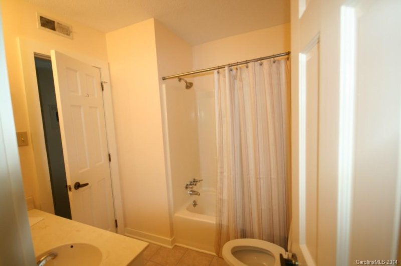 Property image 3 at 100 Willow Run Drive, Gastonia, NC 28056