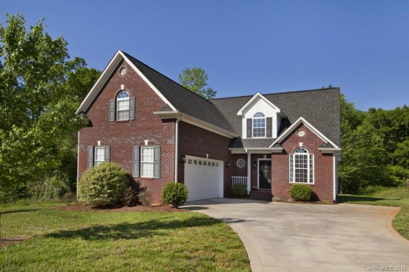 Property image 2 at 1016 Preston Drive, Lowell, NC 28098