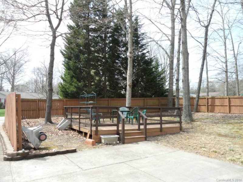 Property image 5 at 1307 32nd Street Court, Conover, NC 28613