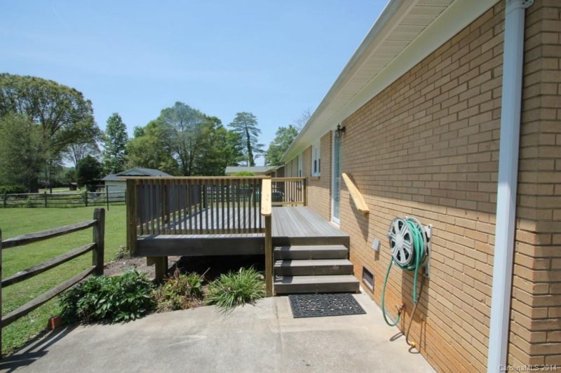 Property image 2 at 3410 Kelly Road, Charlotte, NC 28216