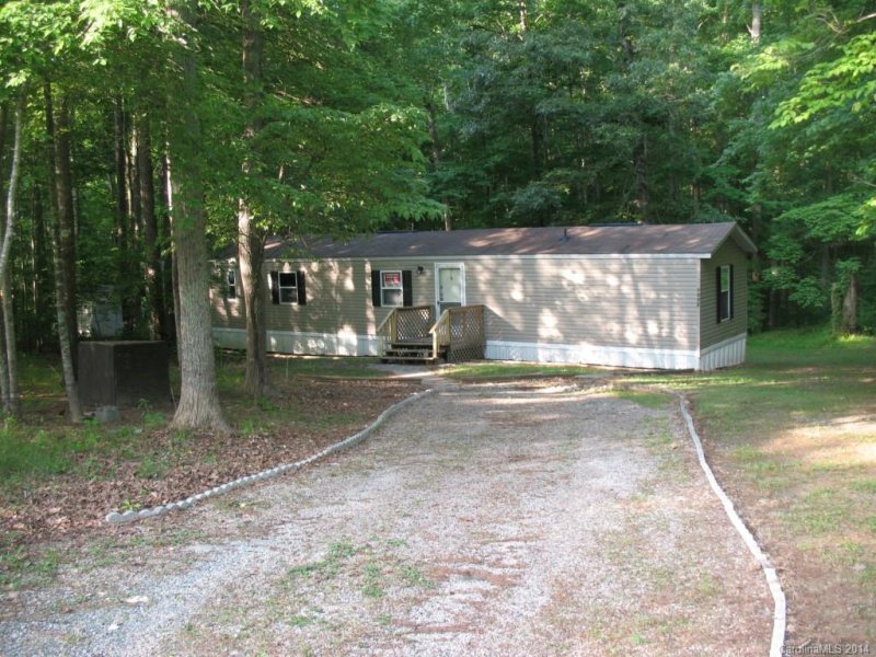 1072 Love Valley Road