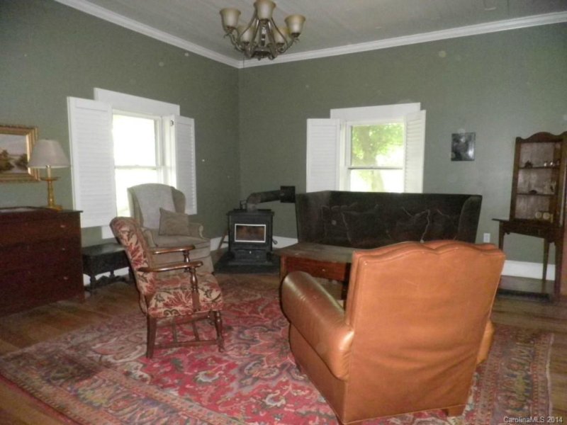 Property image 4 at 334 D Street, Lincolnton, NC 28092