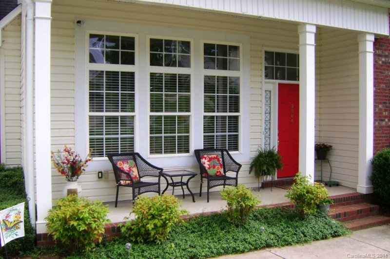 Property image 2 at 3004 Tolbert Court, Lowell, NC 28098